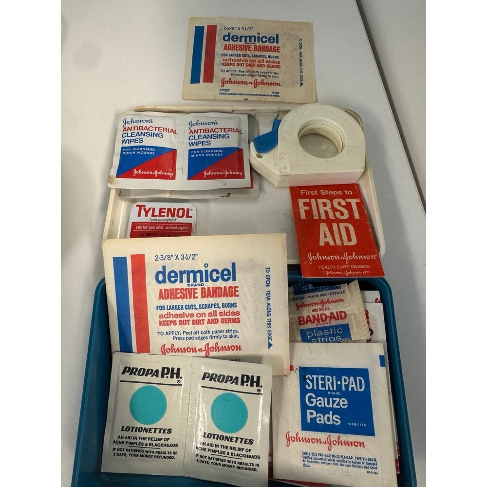 Vintage Johnson & Johnson FIRST AID TRAVEL KIT White & Blue with Supplies USA